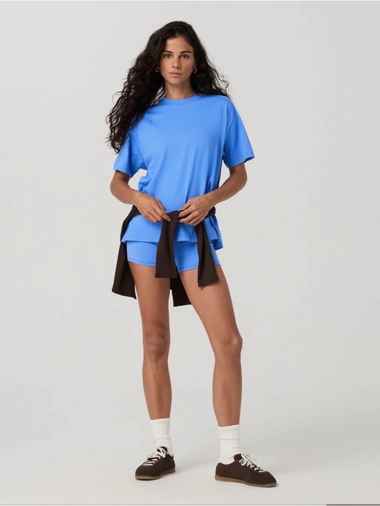 Vuori Tops - Vuori short sleeve heavyweight Oversized Tee Riviera Blue NWT